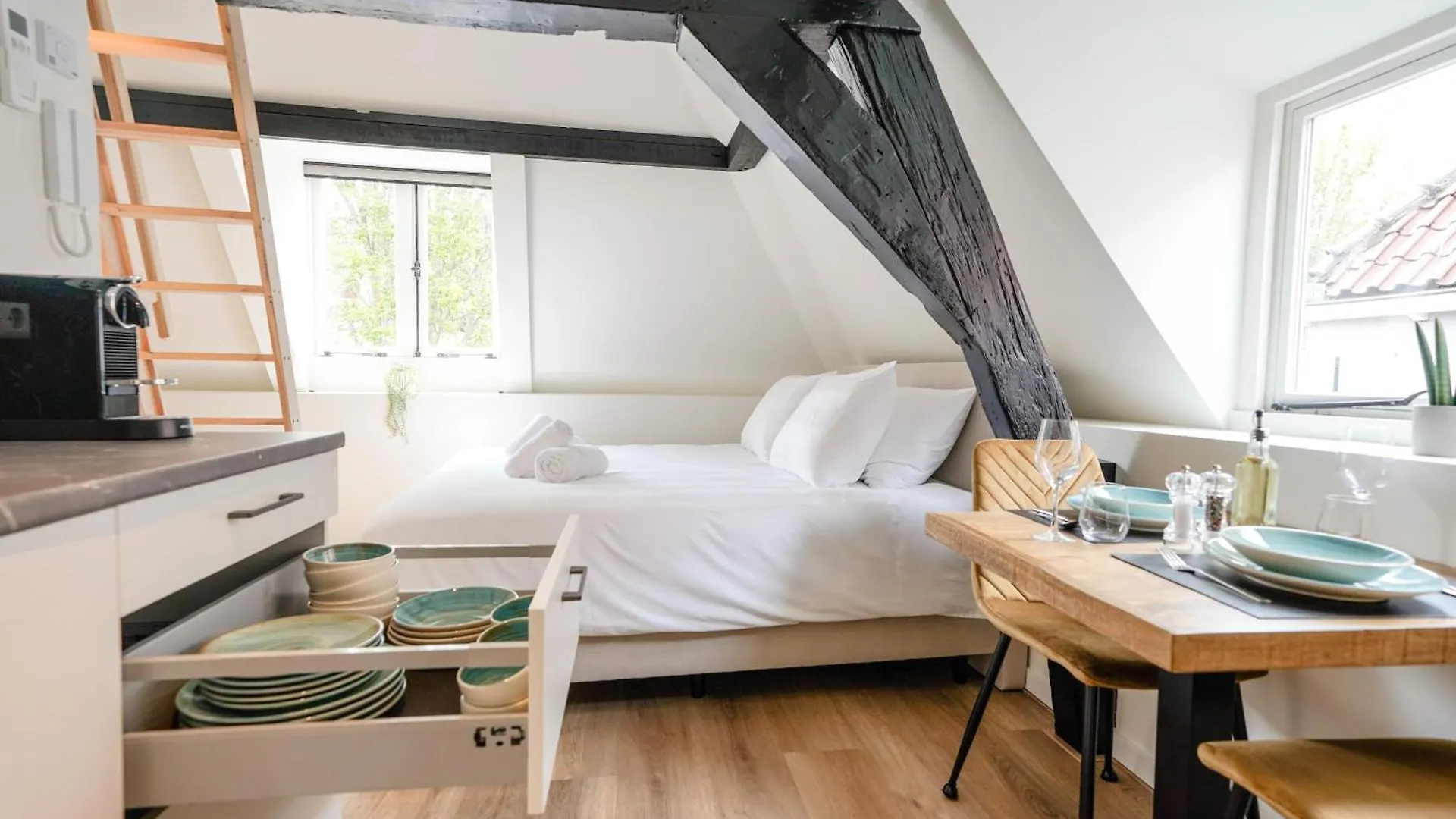 Beautiful Apartment With Loft Delft