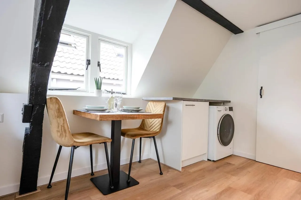 Beautiful Apartment With Loft 델프트